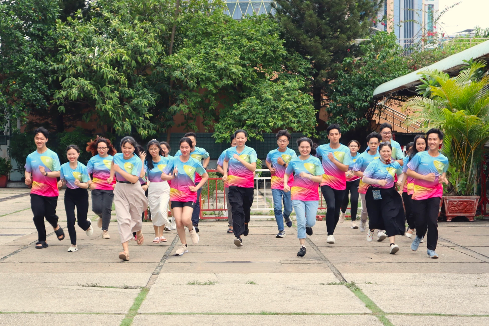 InterLOG members spread the spirit of happiness in the steps of the Run4Green 2024 program.