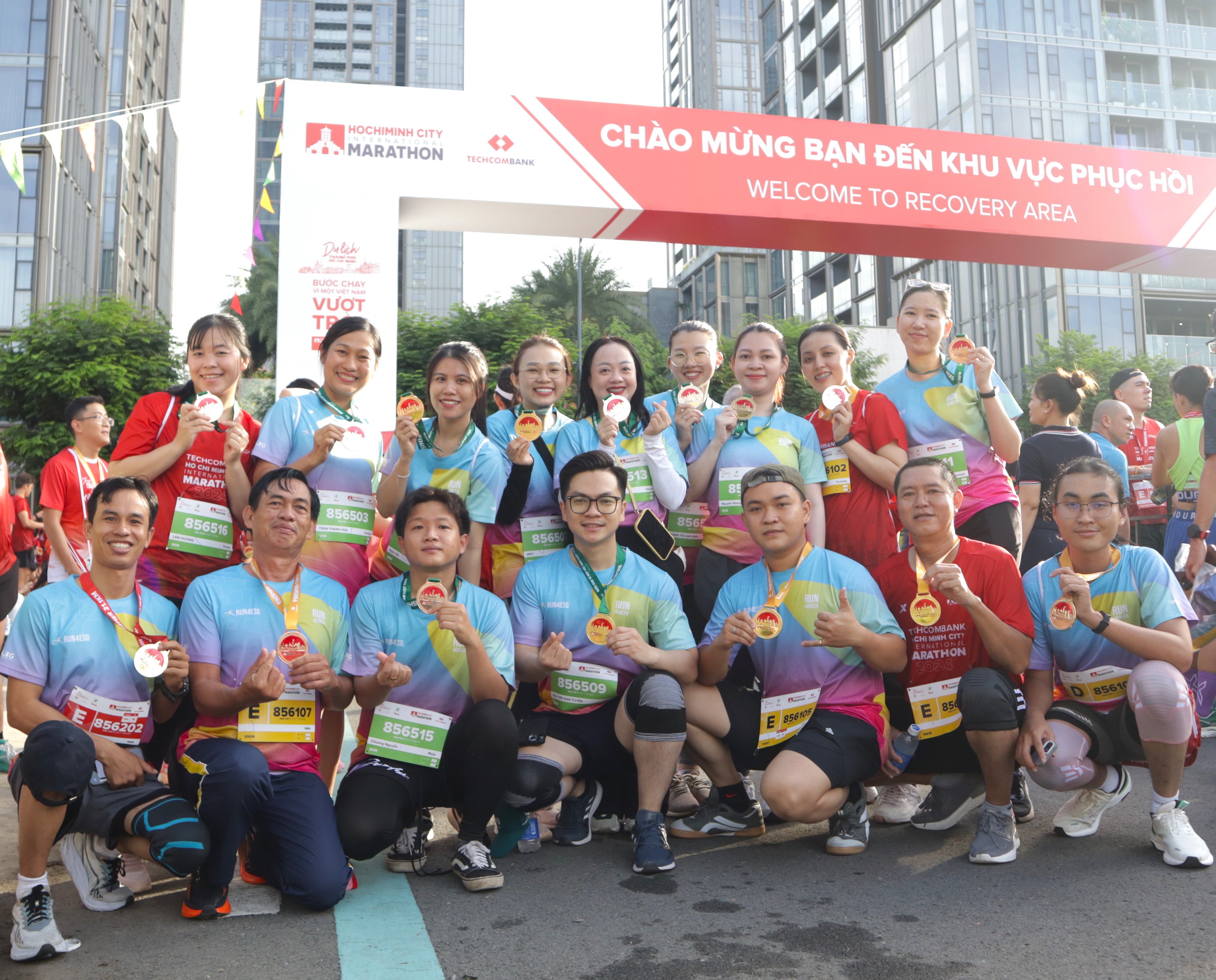 Các thành viên InterLOG tham gia sự kiện Techcombank Ho Chi Minh City International Marathon