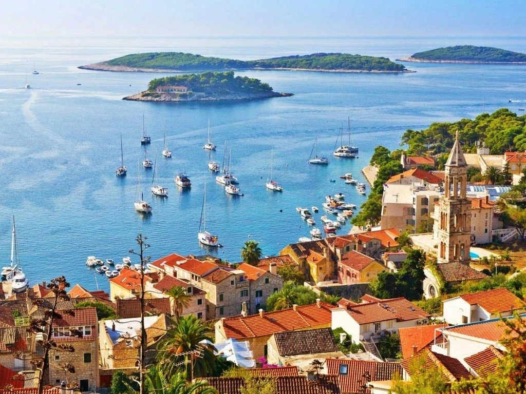 Vịnh Kotor – viên ngọc Adriatic của Montenegro