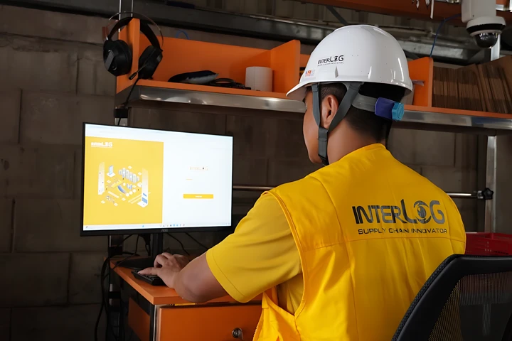 loại phụ phí xăng dầu