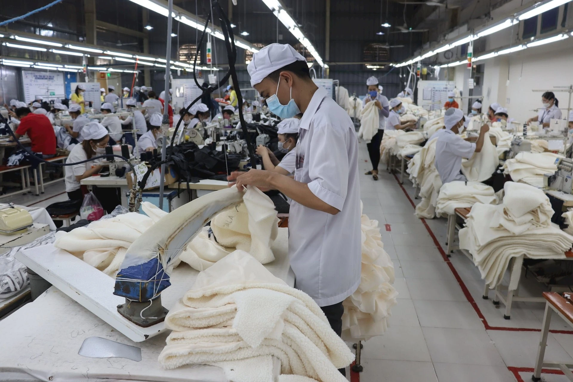 Cập nhật quy định xuất khẩu hàng may mặc 2026