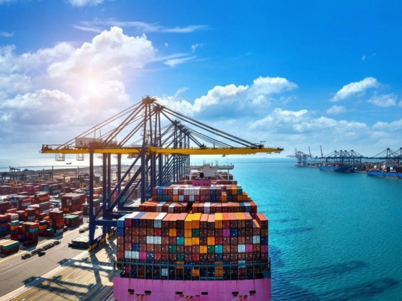 Xuất nhập khẩu quý I/2026 tăng mạnh trên diện rộng