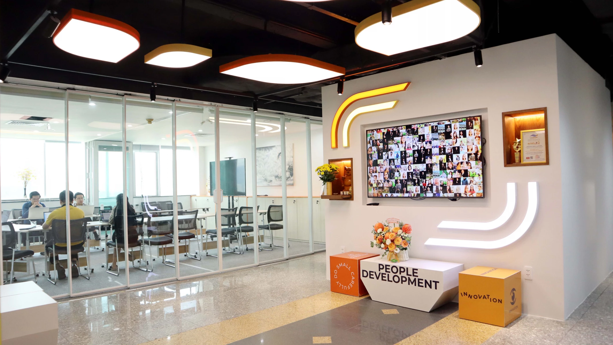InterLOG inspires workspace with E.S.G and Innovation mission