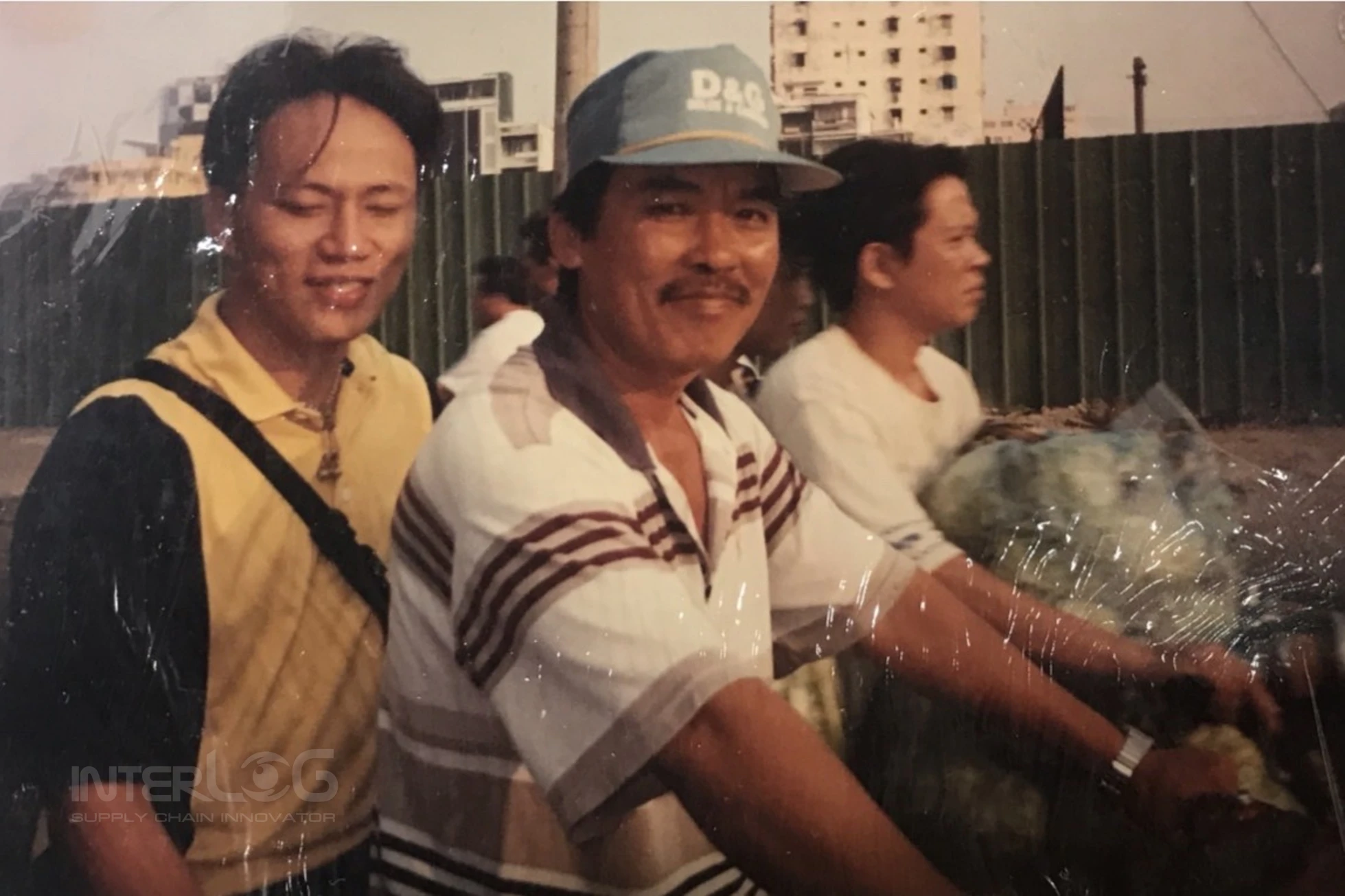 Khach-Philippines-tim-kiem-nha-cung-cap-san-pham